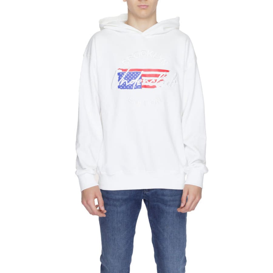 White hoodie featuring American flag, defining urban style clothing - Underclub Men