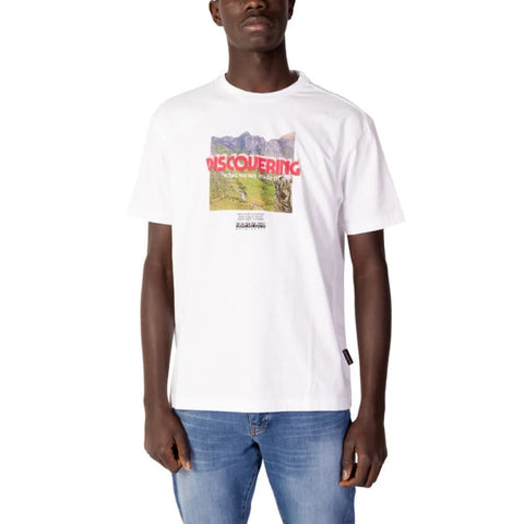Man in white Noct T-shirt from Napapijri clothing collection