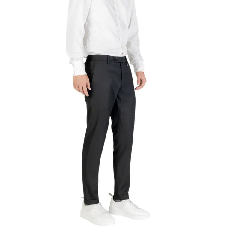 Men’s black dress pants from Antony Morato Fall Winter collection for sophisticated style