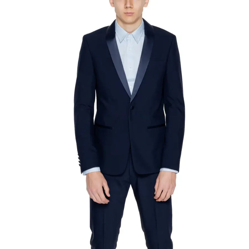 Men’s navy blue tuxedo with light blue shirt from Antony Morato Black Lapel Collar Blazer collection