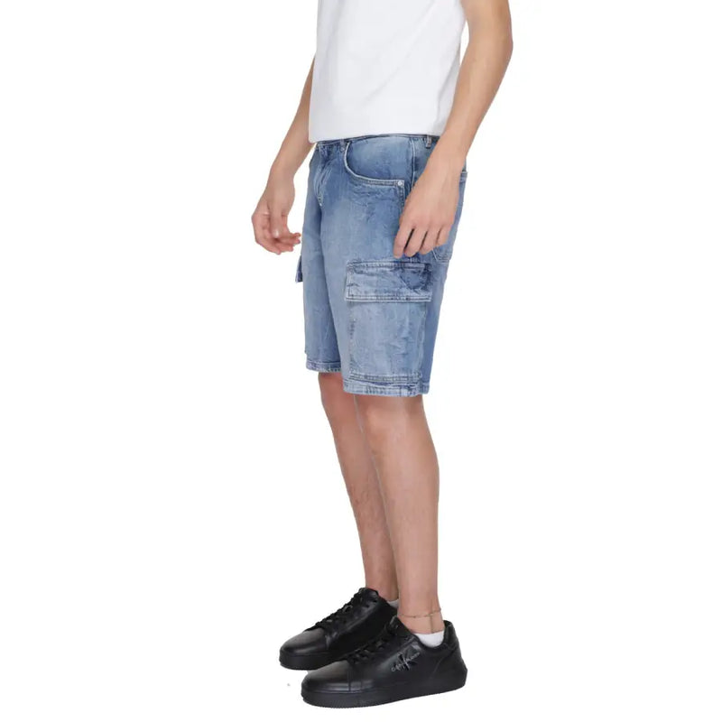 Antony Morato blue men’s light-wash denim cargo shorts with a relaxed fit and worn out effect multiple pockets