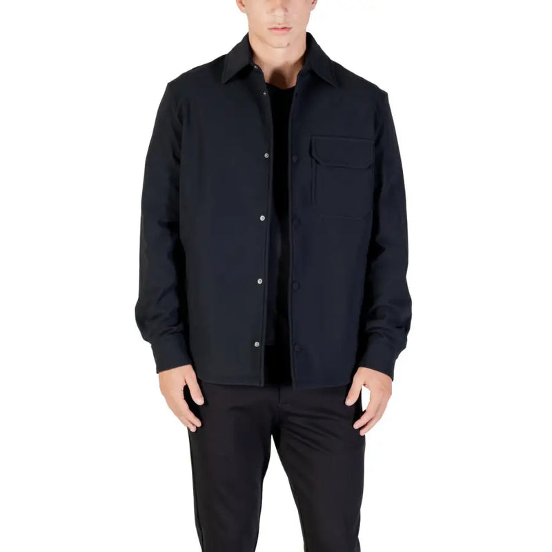 Men’s black long-sleeve button-up shirt with chest pocket from Antony Morato Classic Grey collection