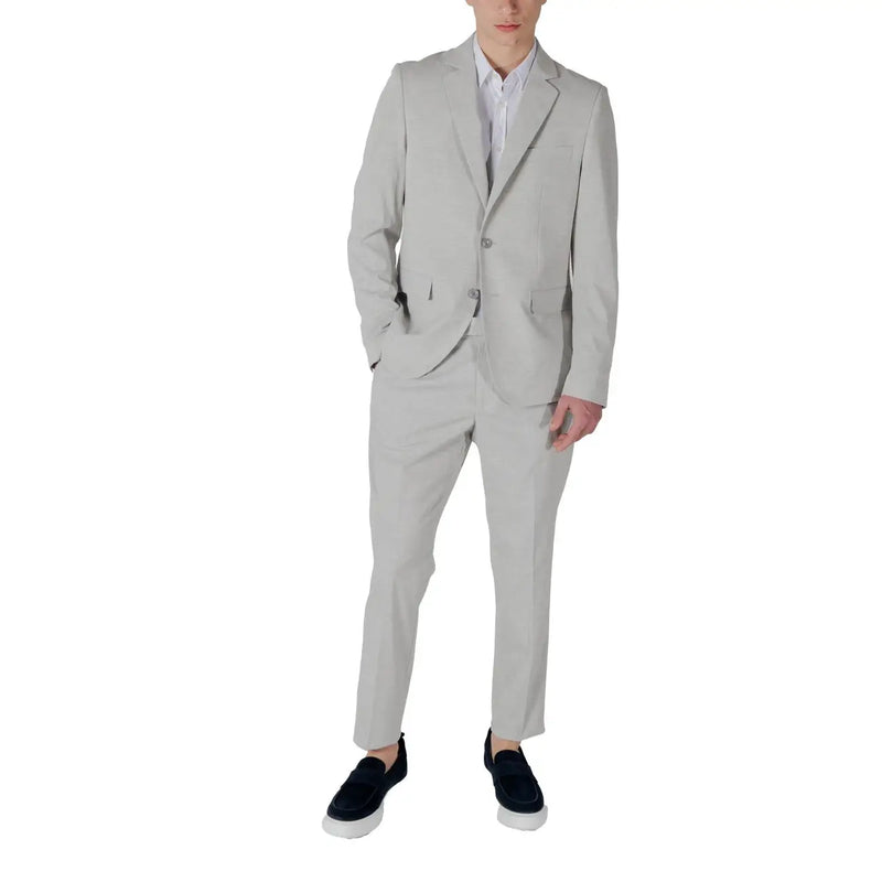Light gray slim fit tailored suit with single-breasted jacket and trousers from Antony Morato linen blend collection