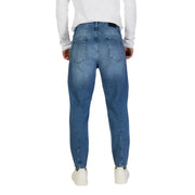 Antony Morato men’s light-wash blue denim jeans with relaxed fit subtle fading and cotton material