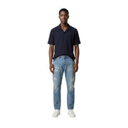 Eine hellblaue, im Used-Look gehaltene Jeans mit Rissen an Knien und Oberschenkeln für Herren von Antony Morato