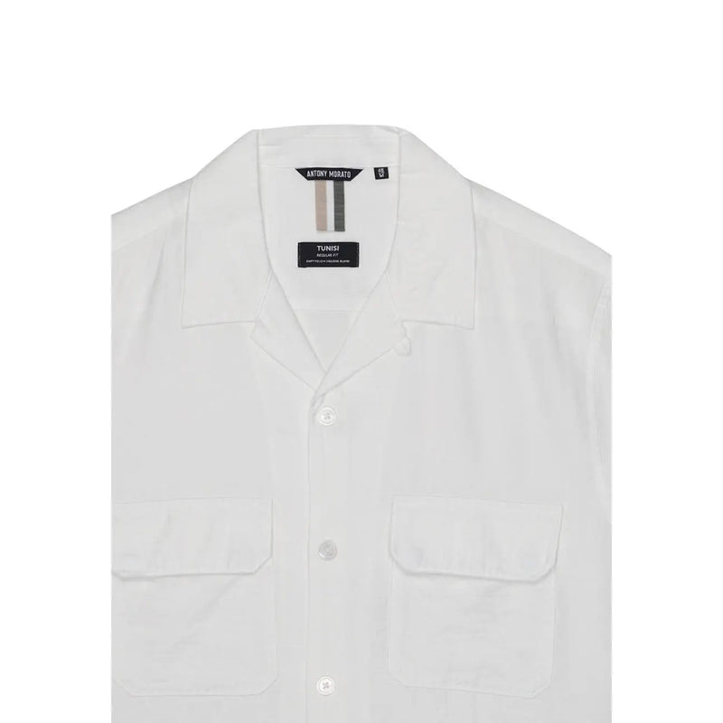 White cotton button-down men shirt with two front pockets and collar featuring antony morato brand label inside