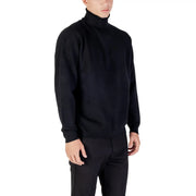 Antony Morato Schwarzer Rollkragenpullover für Herren mit glatter, taillierter Silhouette und gerippten Bündchen, Vorderansicht