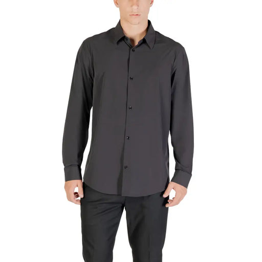 Men’s dark gray long-sleeved button-up shirt from Armani Exchange for men