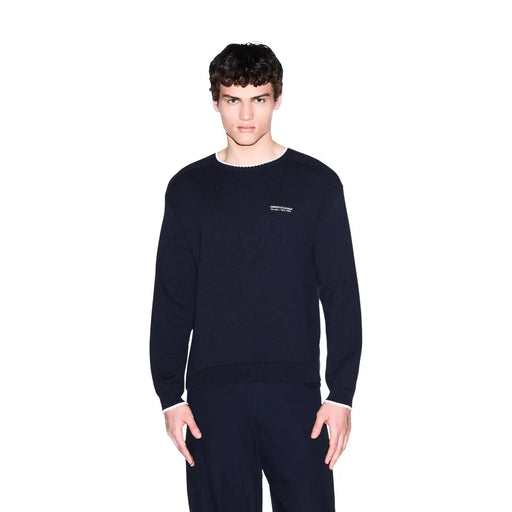 Armani Exchange Baumwollpullover für Herren in Marineblau mit weißem Kontrastbesatz und gerippten Bündchen, Vorderansicht