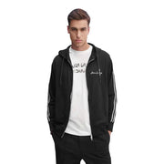 Armani Exchange Schwarzer Herren-Kapuzenpullover mit Reißverschluss, weißen Ärmelstreifen und dezentem, gesticktem Logo auf der Brust