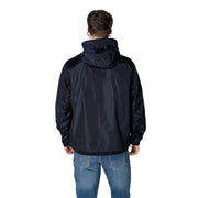 Armani Exchange Blazer à capuche bleu en polyamide pour homme, avec une élégante veste coupe-vent à capuche noire et des détails de coutures discrets.