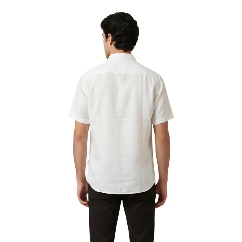 Armani Exchange men shirt white short-sleeved button-up with classic collar and tailored fit in cotton blend