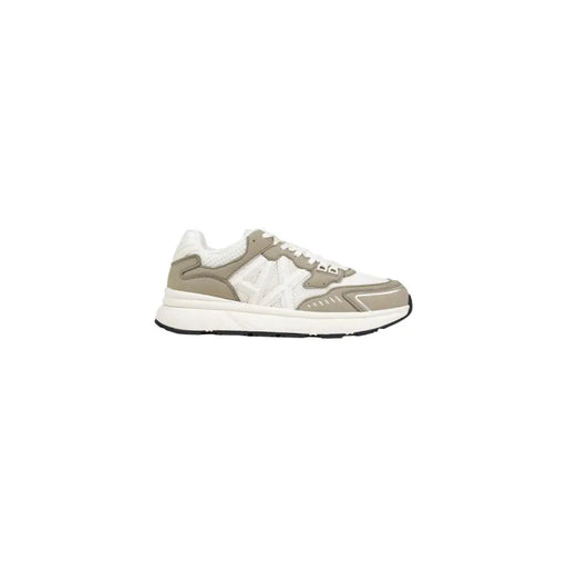 Armani Exchange Grüne Herren-Sneaker mit Schnürung, aus Polyester mit eleganten beigen und weißen Mesh-Einsätzen und synthetischen Overlays.