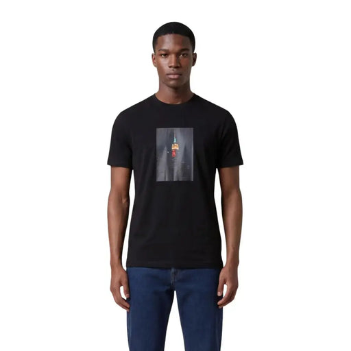 Schwarz Armani Exchange Herren Kurzarm t-shirt mit einem rechteckigen Grafikdruck des Empire State Building