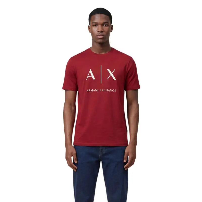 Rot Armani Exchange Männer t-shirt mit einem weißen AX-Logo und Markennamen, der auf der Brust aufgedruckt ist