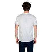 Armani Exchange men t-shirt in white cotton with a classic crew neck and short sleeves
