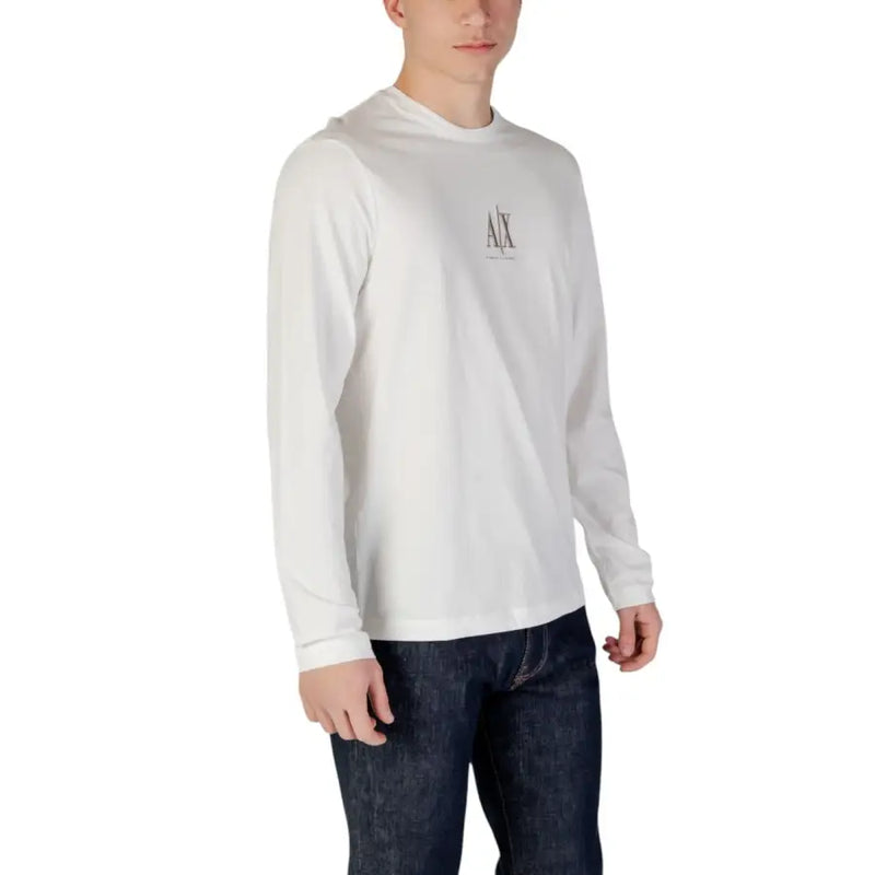 Armani Exchange men white long-sleeved cotton t shirt with printed round neck and minimalist chest logo