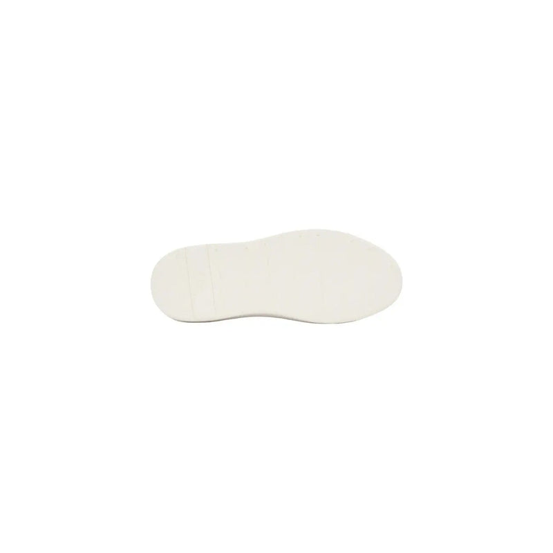 White rubber shoe sole with smooth textured surface and rounded edges of Armani Exchange men white textile sneakers