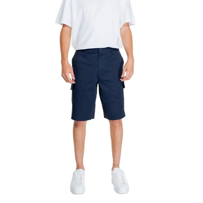 Armani Exchange men’s navy blue cargo shorts with side pockets and button closure in durable fabric