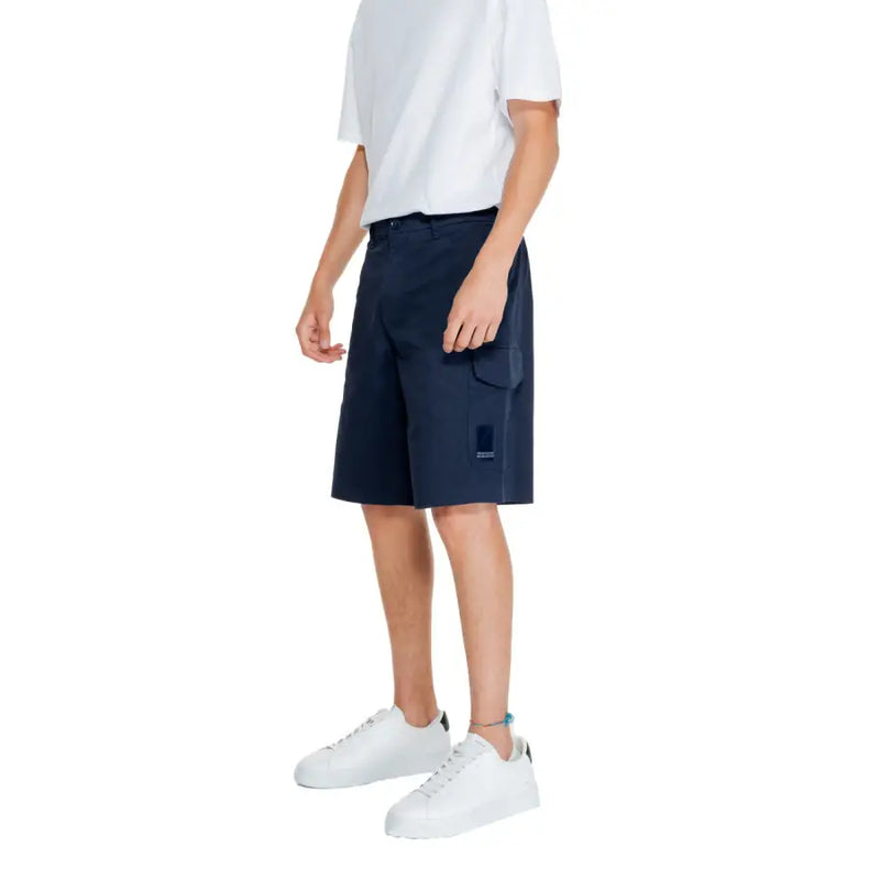 Armani Exchange men’s navy blue cargo shorts with pockets and a subtle brand patch on the side pocket