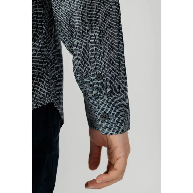 Armani Exchange men’s classic grey long sleeve shirt with a subtle white and black geometric pattern