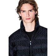 Armani Exchange Schwarze Steppjacke für Herren mit gestepptem geometrischem Muster und hohem Kragen, Vorderansicht