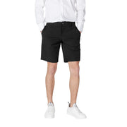 Armani Exchange shorts for men in black chino with classic fit and button closure, front view