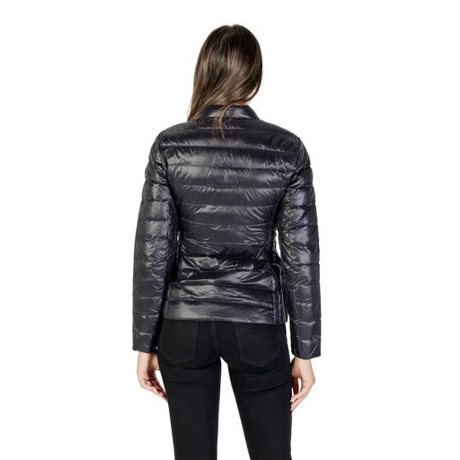 Armani Exchange Schwarze, gesteppte Damen-Daunenjacke aus Polyamid mit elegantem, glänzendem Finish und strukturierten Nähten