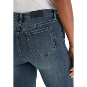 Bild der Rückseite armani exchange Damen-Jeans aus blauem Stretch-Denim mit mittelblauer Waschung, klassischen Taschen und schwarzem Lederlabel