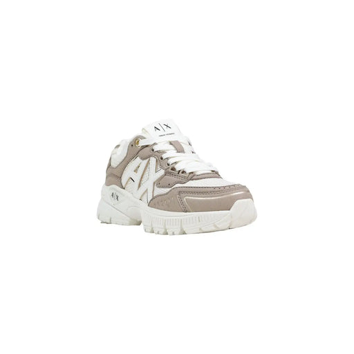 Beige und Weiß Armani Exchange Damen-Sneaker mit klobiger Sohle und Mesh-Einsätzen aus Elastan-Polyamid-Materialien
