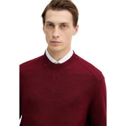 Armani Exchange Pull en laine pour homme, couleur bordeaux profond, à maille texturée et col côtelé, vue de face