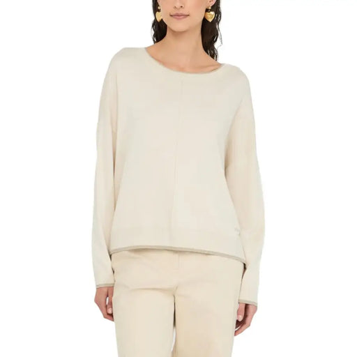 Women’s off-white long-sleeve boat-neck knit sweater with contrasting trim by Liu Jo