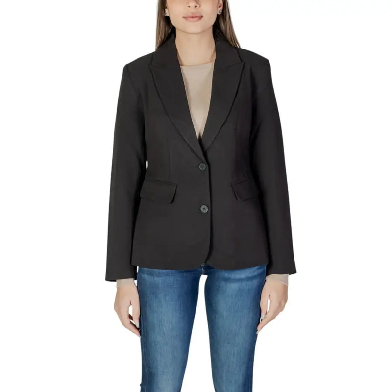 Black long sleeve tailored blazer with lapel collar notched lapels and two front buttons for formal wear