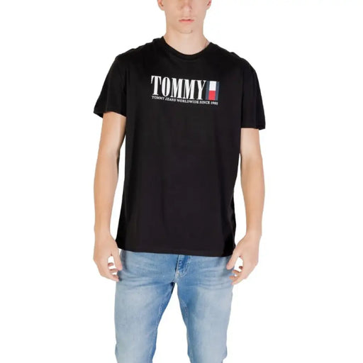 Black Tommy Hilfiger T shirt displayed in Tommy Hilfiger Navy Blue T Shirt product image