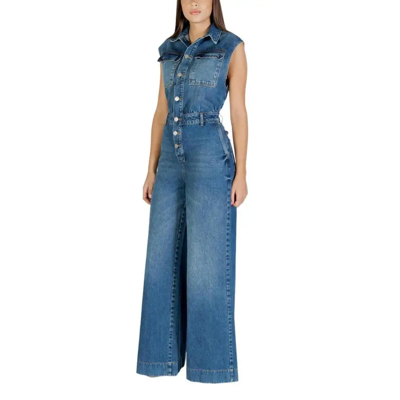 Blue sleeveless denim jumpsuit by Colcci with button-front design, front pockets, and wide-leg cut