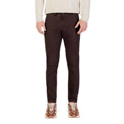 Pantalon chino coupe slim marron foncé au design classique associé à un pantalon en coton bleu borghese pour homme automne hiver taille m