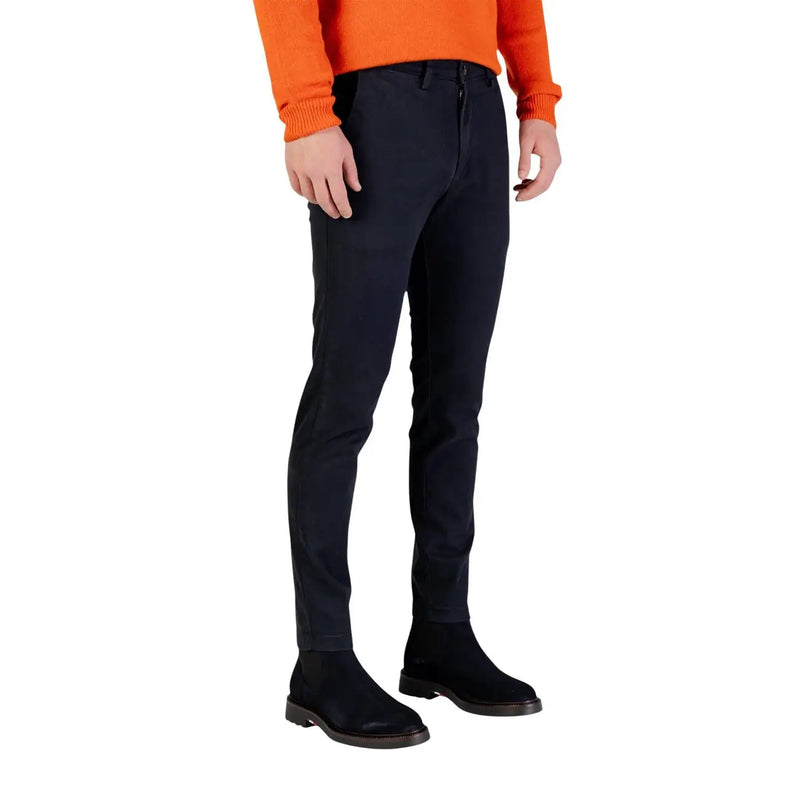 Navy blue slim-fit chinos from Borghese men trousers made of comfortable fabric ideal for formal and casual wear
