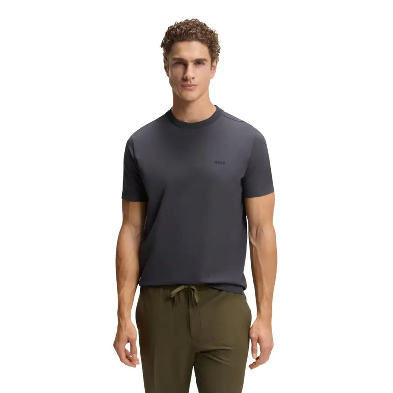 Dark gray short-sleeved crew neck boss men t shirt with subtle embroidered logo made of cotton stretch fabric