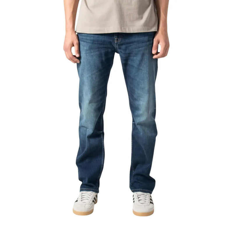 Boss slim fit jeans Ogden for men in dark-wash denim with straight-leg cut and subtle fading, front view