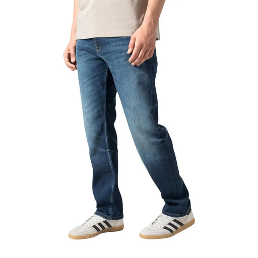 Boss slim fit jeans Ogden for men in dark-wash denim with straight-leg cut and subtle fading, front view