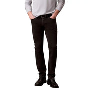 Calvin Klein Herrenjeans, schwarz, schmal geschnitten, dunkelblaue Waschung, klassisches Fünf-Taschen-Design, aus Baumwollstretchmaterial