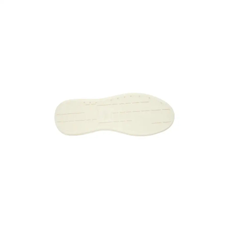 Cream-colored rubber sole of calvin klein jeans men leather sneakers with beige laces featuring subtle grooves for grip