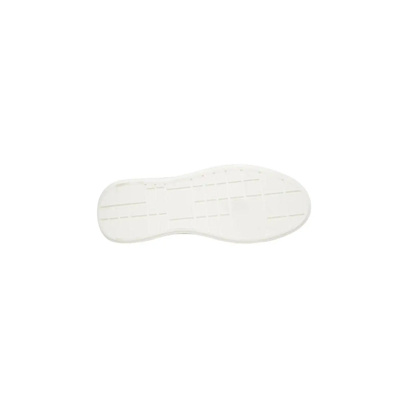 White rubber sole with minimalist textured grooves on black calvin klein jeans men leather sneakers ym0ym01344