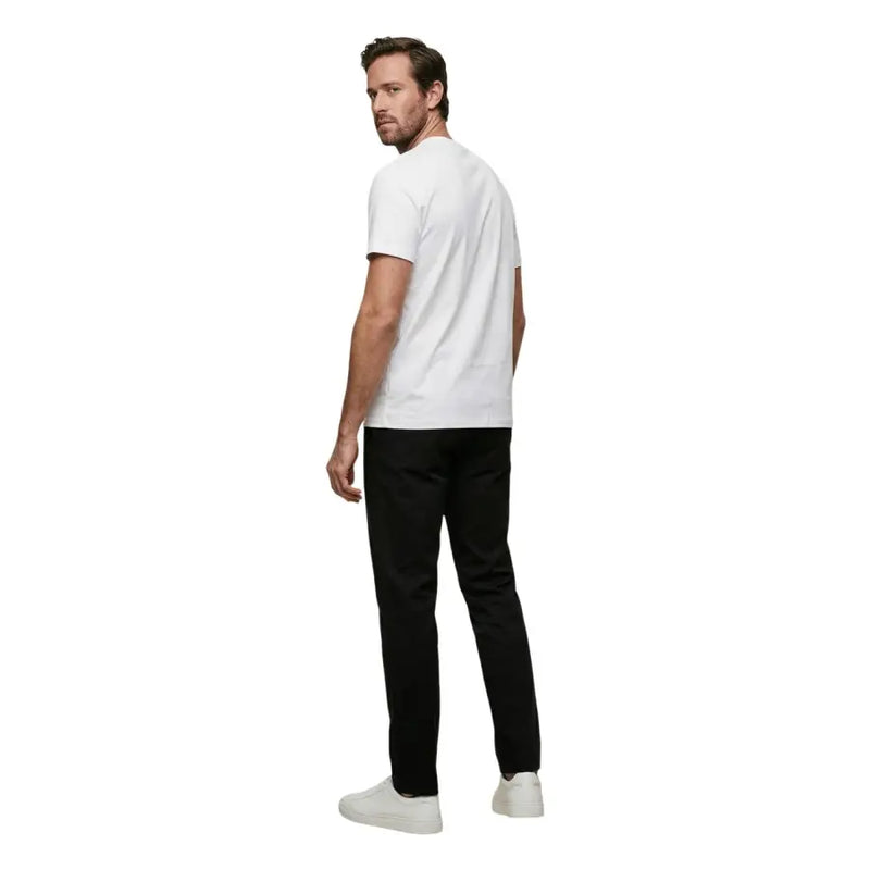 White cotton Calvin Klein Jeans men t-shirt with simple crew neck and short sleeves