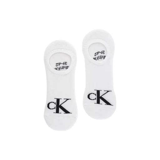 White calvin klein jeans men underwear ankle socks with black ck logo and size information near the heel