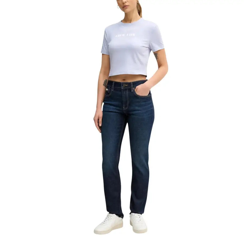 Calvin Klein dark blue straight-leg denim jeans with classic stitching