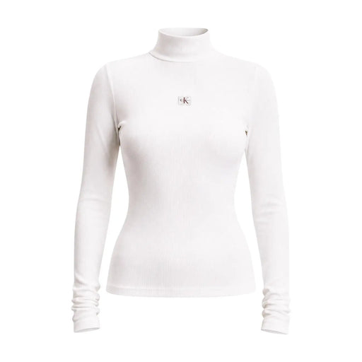 Pull à col roulé en maille de coton côtelée blanche à manches longues top avec un petit écusson logo Calvin Klein sur la poitrine pour femmes
