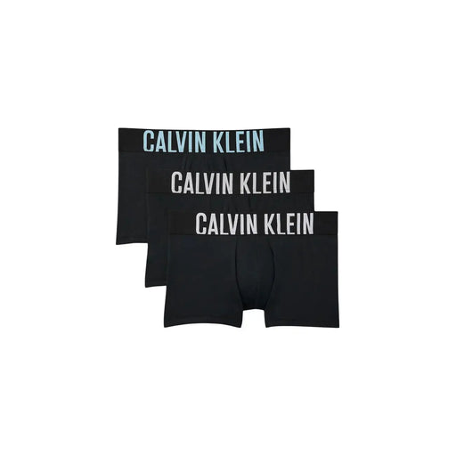 Lot de 3 boxers Calvin Klein pour homme en coton noir, comprenant des caleçons noirs avec des bandes contrastantes bleu clair et blanches ornées du logo.