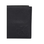 Calvin Klein Herren-Geldbörse aus schwarzem Leder mit geprägtem CK-Logo, das das Design auf der Vorderseite zeigt