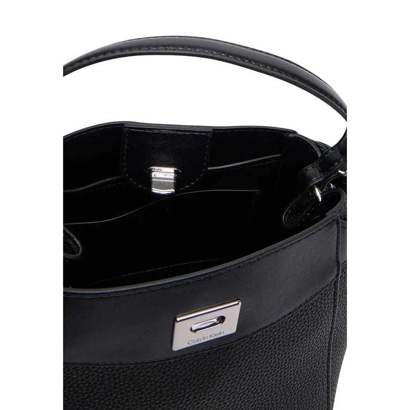 Calvin klein women crossbody bag in black textured leather with silver-tone metal clasp and handle